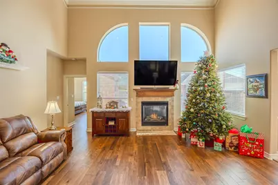 1905 Rosenbaum, Brenham, TX 77833 - Photo 2