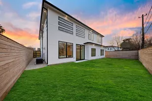 6510 Sivley St, Houston, TX 77055 - Photo 38