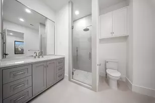 6510 Sivley St, Houston, TX 77055 - Photo 36