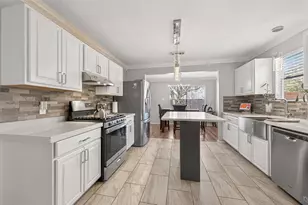 2202 Falling Oaks Rd, Houston, TX 77038 - Photo 14