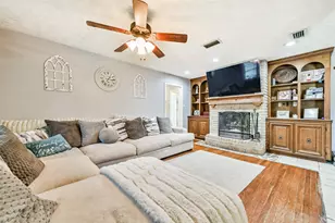 2009 15th Ave N, Texas City, TX 77590 - Photo 6