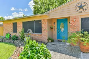 2009 15th Ave N, Texas City, TX 77590 - Photo 4