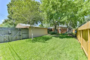 2009 15th Ave N, Texas City, TX 77590 - Photo 24