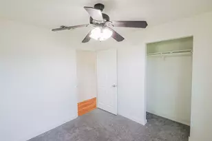 909 E Sarah St, Cuero, TX 77954 - Photo 16