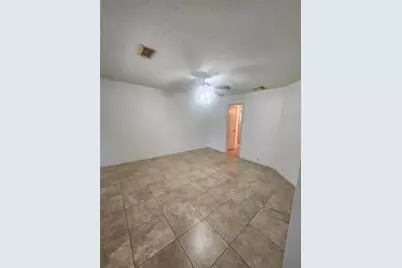 14914 Sugarhollow Drive, Sugar Land, TX 77498 - Photo 10