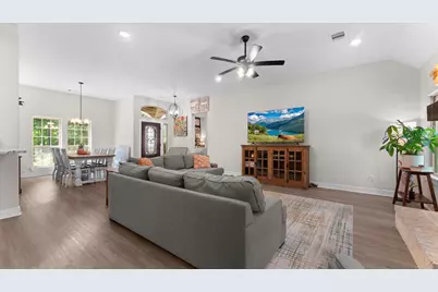 9698 Pioneer Trace, Conroe, TX 77303 - Photo 18