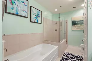 801 E Beach Dr, Galveston, TX 77550 - Photo 26