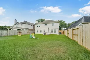 11026 Desert Springs Cir, Houston, TX 77095 - Photo 36