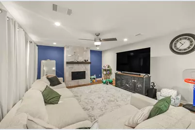 11026 Desert Springs Circle, Houston, TX 77095 - Photo 10