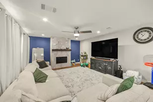 11026 Desert Springs Cir, Houston, TX 77095 - Photo 10