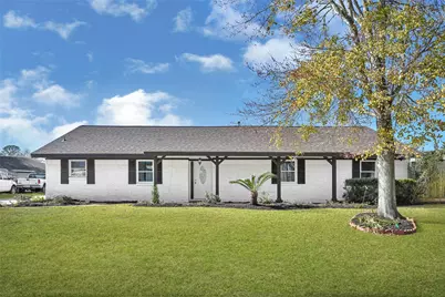 4902 Green Willow Lane, Dickinson, TX 77539 - Photo 1
