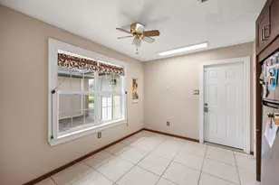 2327 Colonial Ridge Dr, Friendswood, TX 77546 - Photo 14