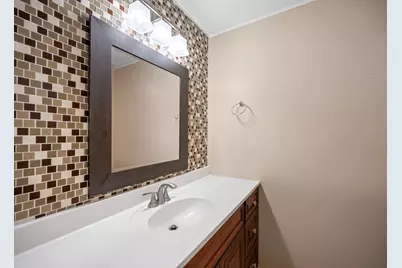 2327 Colonial Ridge Drive, Friendswood, TX 77546 - Photo 22