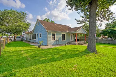 514 Avenue B, Houston, TX 77587 - Photo 2