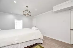 2619 Marilee Ln, Houston, TX 77057 - Photo 18