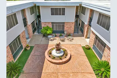 2011 Marshall Street #07, Houston, TX 77098 - Photo 6