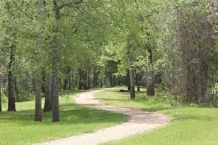 3730 Arundel Gardens Ln, Sugar Land, TX 77498 - Photo 32