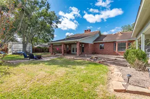 1704 Live Oak Ln, El Campo, TX 77437 - Photo 38