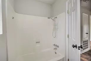 1602 North Ave N, Freeport, TX 77541 - Photo 8