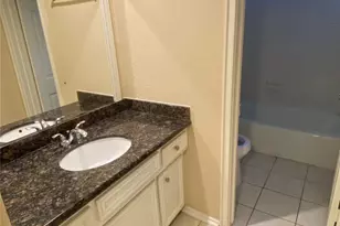 4714 N Cashel Cir, Houston, TX 77069 - Photo 16