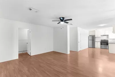 2325 15th Avenue N, Texas City, TX 77590 - Photo 12