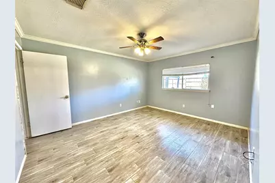 15807 Pilgrim Hall Drive, Friendswood, TX 77546 - Photo 10