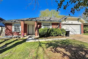 15807 Pilgrim Hall Dr, Friendswood, TX 77546 - Photo 1