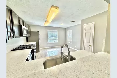 15807 Pilgrim Hall Drive, Friendswood, TX 77546 - Photo 6