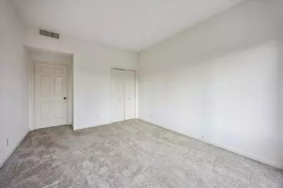 2001 Holcombe Boulevard #303, Houston, TX 77030 - Photo 10