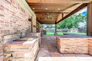 69 Briar Oak Ct, Alvin, TX 77511 - Photo 40