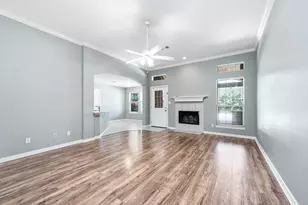 69 Briar Oak Ct, Alvin, TX 77511 - Photo 10