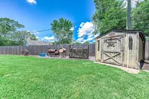 69 Briar Oak Ct, Alvin, TX 77511 - Photo 42