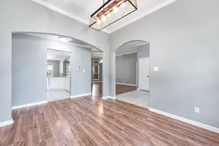 69 Briar Oak Ct, Alvin, TX 77511 - Photo 8