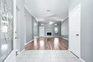 69 Briar Oak Ct, Alvin, TX 77511 - Photo 8