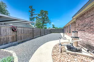69 Briar Oak Ct, Alvin, TX 77511 - Photo 38