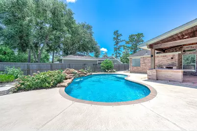 69 Briar Oak Court, Alvin, TX 77511 - Photo 32