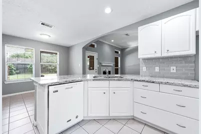 69 Briar Oak Court, Alvin, TX 77511 - Photo 22