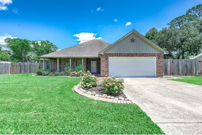 69 Briar Oak Court, Alvin, TX 77511 - Photo 2