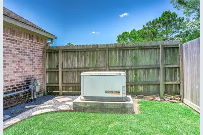69 Briar Oak Court, Alvin, TX 77511 - Photo 44