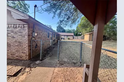 206 Valley Lane, Crockett, TX 75851 - Photo 6