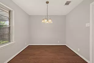 6727 Grovewood Ln, Houston, TX 77008 - Photo 12
