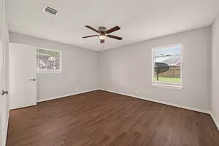 6727 Grovewood Ln, Houston, TX 77008 - Photo 24