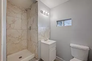 5322 Westover St, Houston, TX 77033 - Photo 24