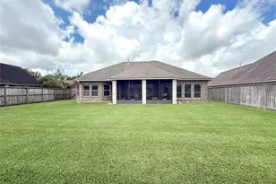 313 Creekside Ln, Lake Jackson, TX 77566 - Photo 30