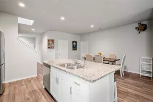 210 Bellewood Mnr Dr, Magnolia, TX 77354 - Photo 10