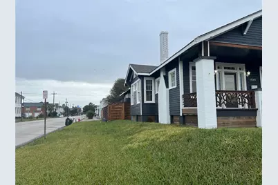 1328 Ursuline Street, Galveston, TX 77550 - Photo 4