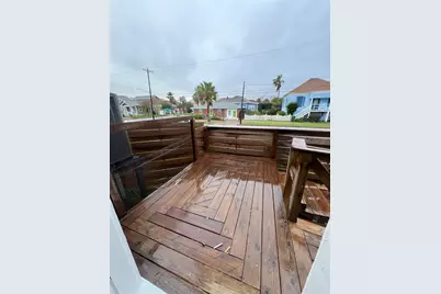 1328 Ursuline Street, Galveston, TX 77550 - Photo 40