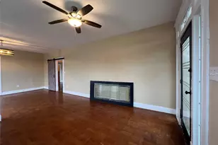 1328 Ursuline St, Galveston, TX 77550 - Photo 10