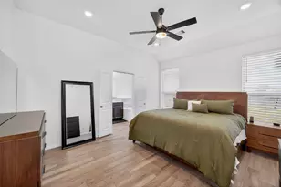 18830 Shadowfax Trl, Tomball, TX 77377 - Photo 16