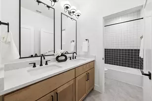 1511 Thornton Dr, Houston, TX 77018 - Photo 20